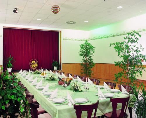 Listerfehrda Landgasthof Sonneneck מראה חיצוני תמונה